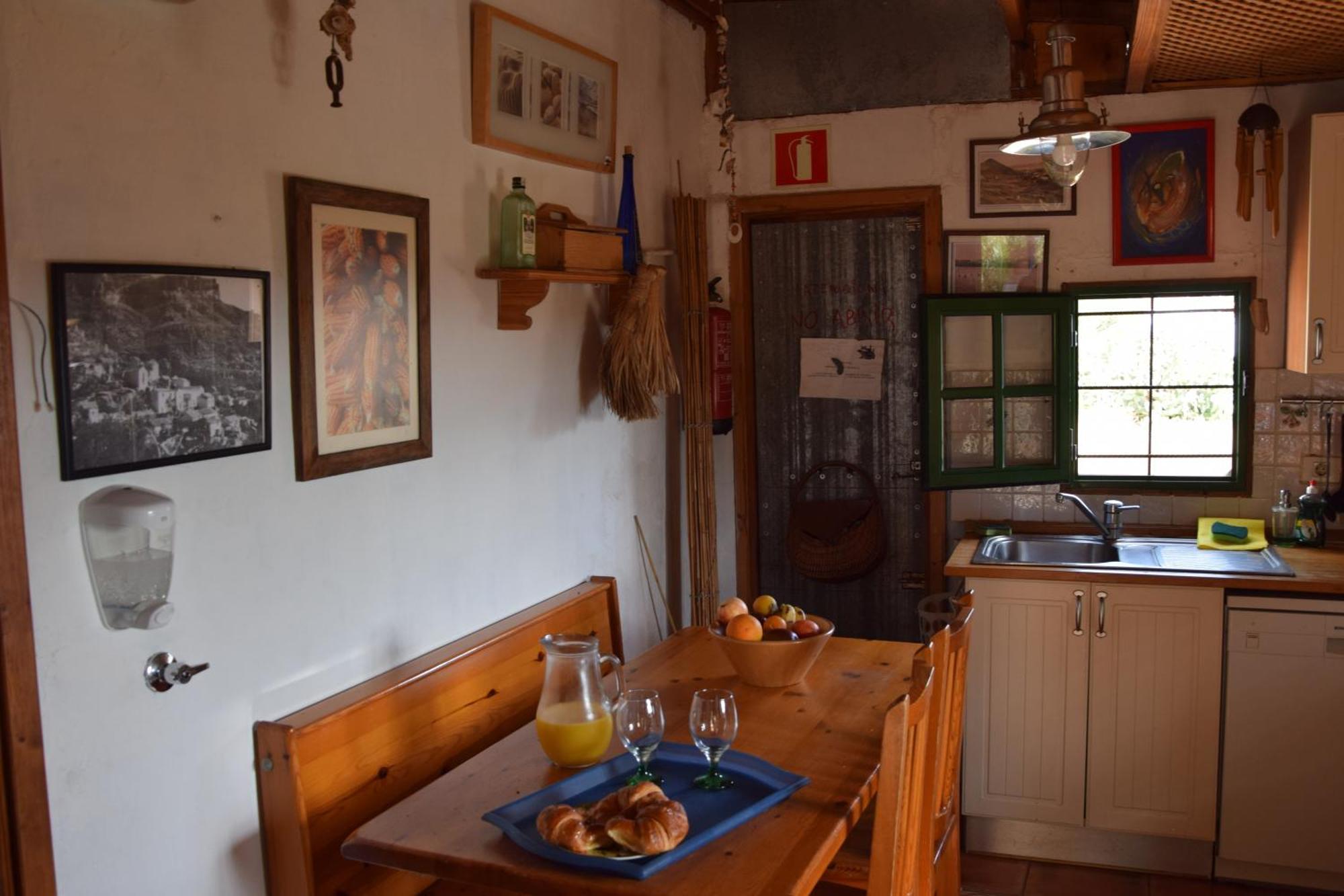 La Casa De Los Pinos Temisas Buitenkant foto